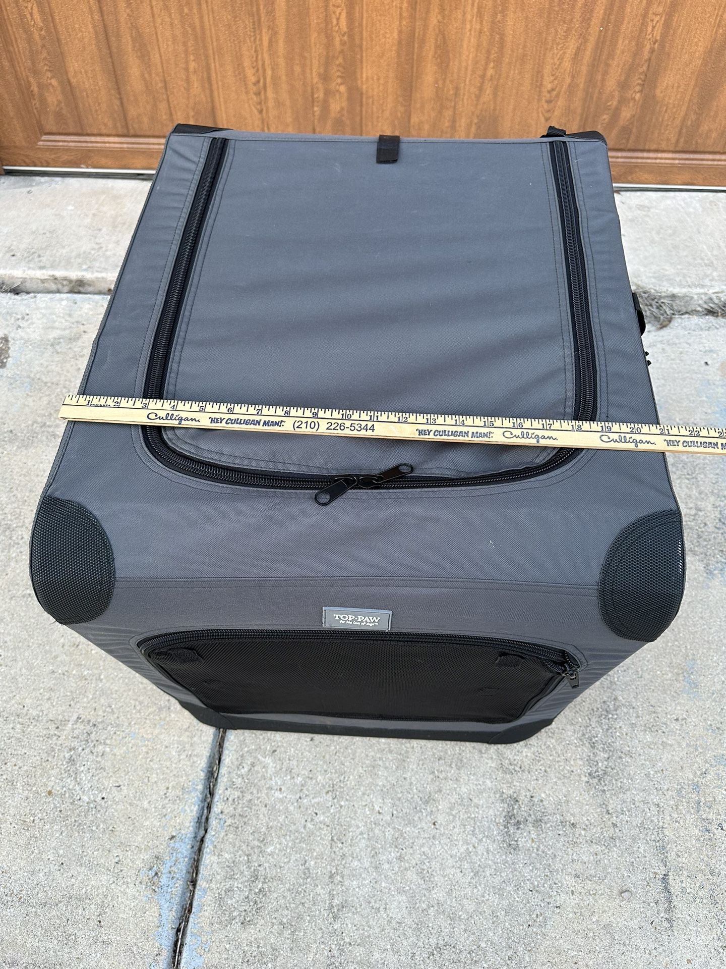 Super Nice Top Paw Indoor & Outdoor Portable Dog Crate; Dogs up to 30 lbs Price Is Firm for