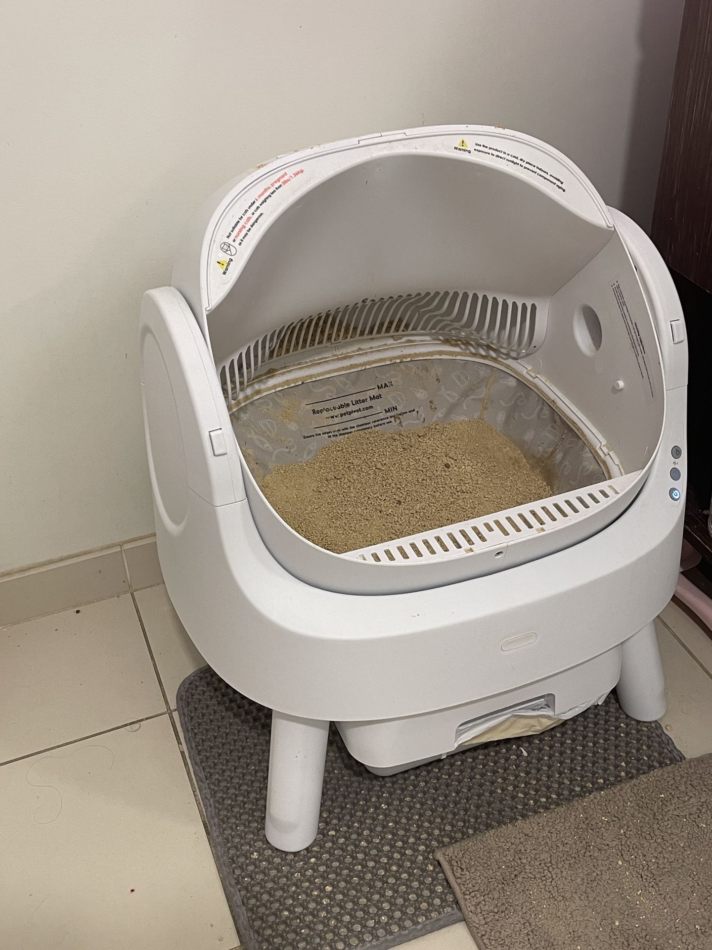 Pet Pivot Automatic Litter Box