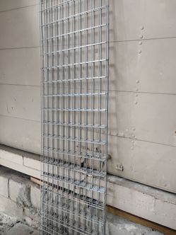 4 peaces of metal  for hanging stuff 25 bucks