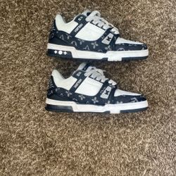 Lv Shoes/Trainers
