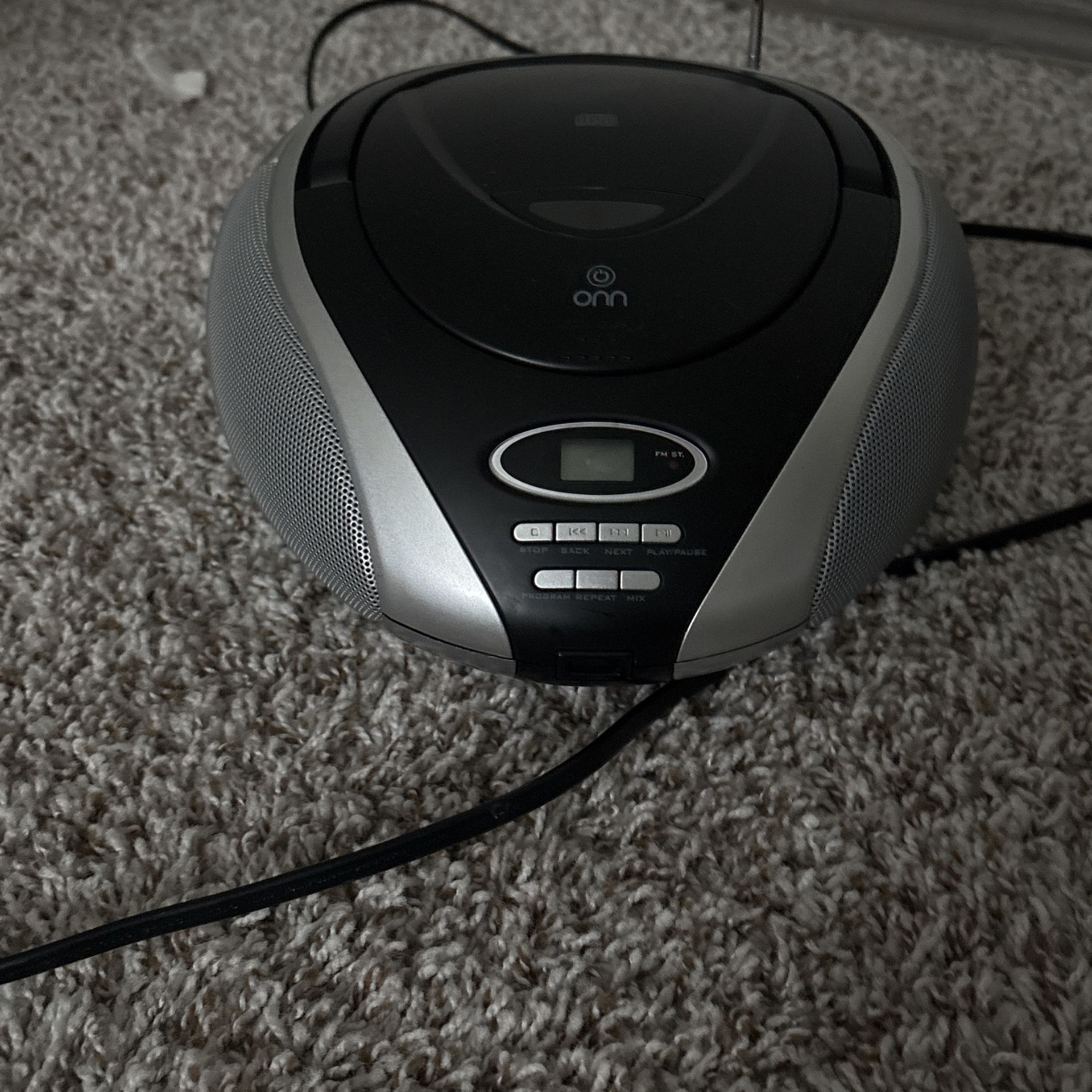 CD PLAYER (compact disc digital audio)