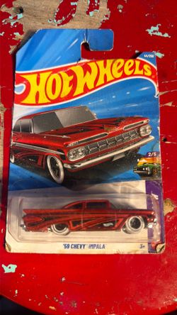 HOT WHEELS