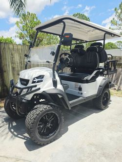 2023 Lifted LITHIUM Street Legal Ready Golf Cart