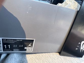 Air Jordan 11 CDG