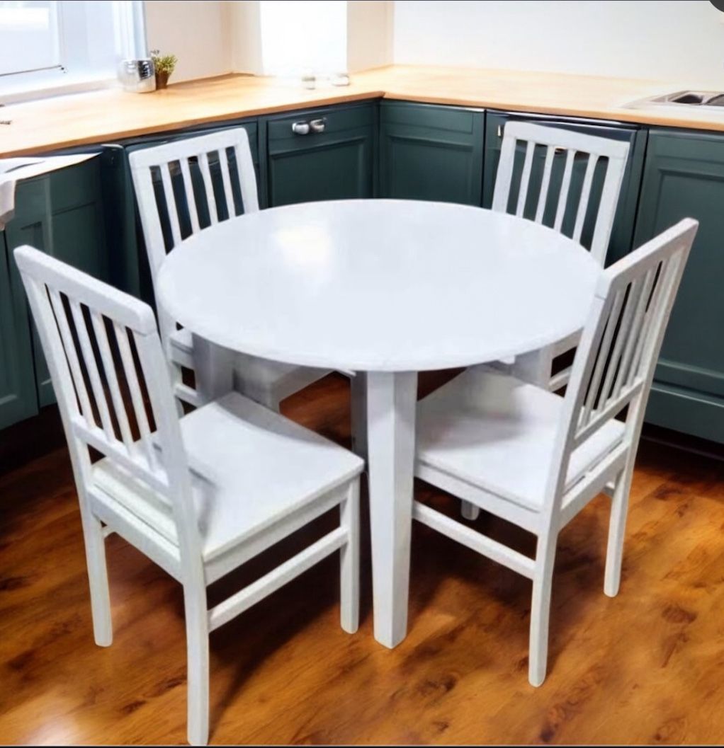 New 5 Piece Round White Kitchen or Dining Set