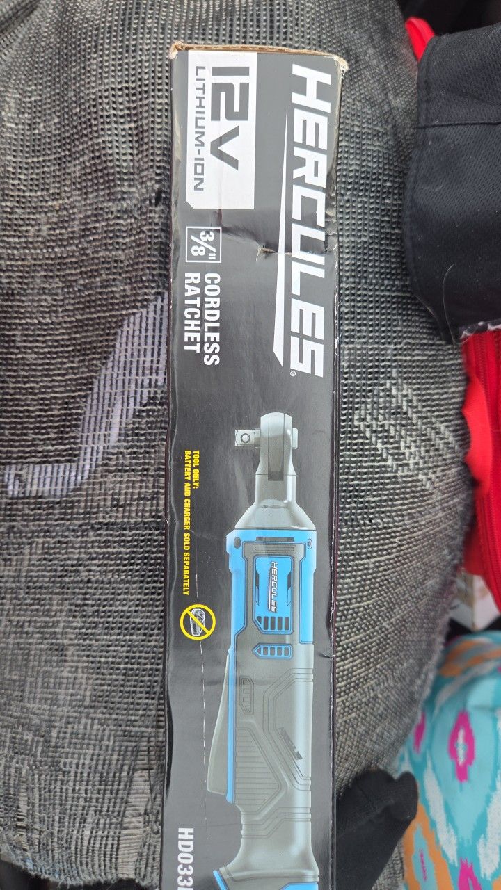Hercules HD033B 12V Cordless 3/8 in. Ratchet
