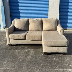 Sectional sofa. Delivery free 🚚