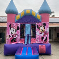 Bounce House 
