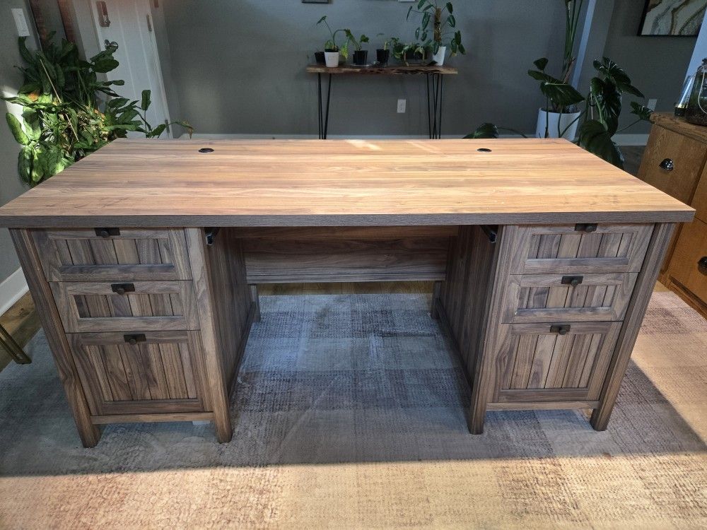 Executive Desk