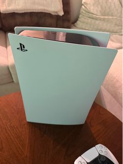 PS5 + 2 Controllers