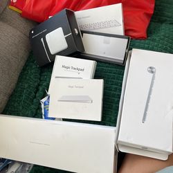 Apple Computer / Labtop Supplies