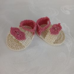 Baby girl summer sandals, hand crafted, made with cotton yarns, new, fits new born up to 3months, $5.00.