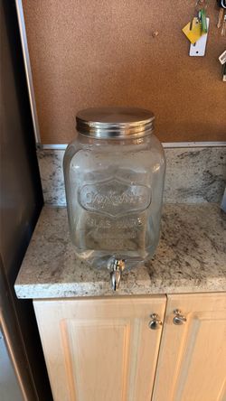 Yorkshire Glassware Mason Jar Beverage Dispenser