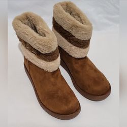 Women's boots with fur Size 8.5
