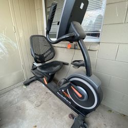 Nordic track Commercial VR21