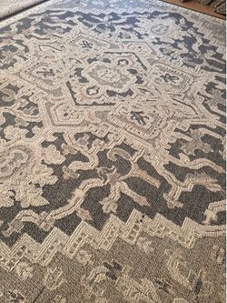 Beautiful gray rug