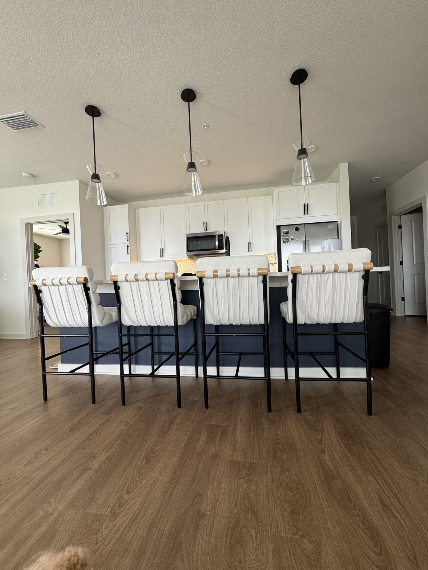 ✨ Denver Modern Dupe – Set of 4 Counter Stools – Like New ✨ $399 for all 4 – Total steal!