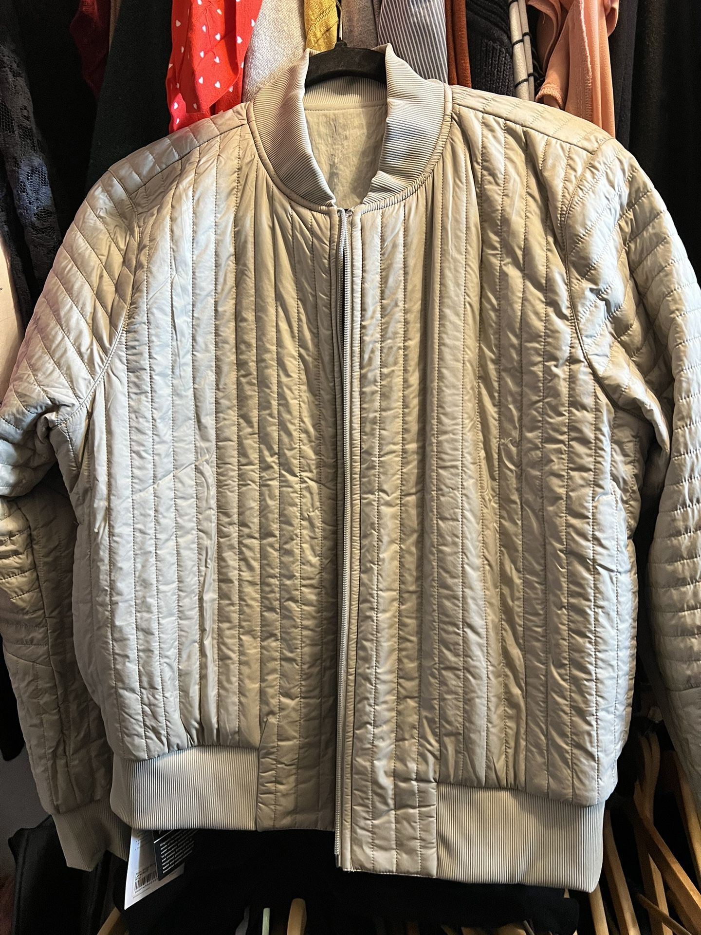 Lululemon Unisex Bomber jacket Size 10