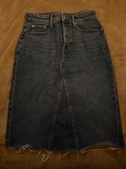 Denim skirt