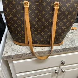 Authentic Louis Vuitton Babylone Purse 