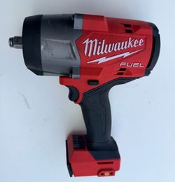 Shop Milwaukee M18 FUEL 18V Lithium-Ion Brushless Cordless 1/2 in. Impact Wrench with Friction Ring (Tool-Only)