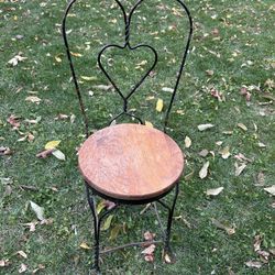 Vintage Black Iron Sweetheart Chair