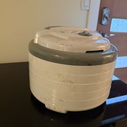 Nesco Food Dehydrator
