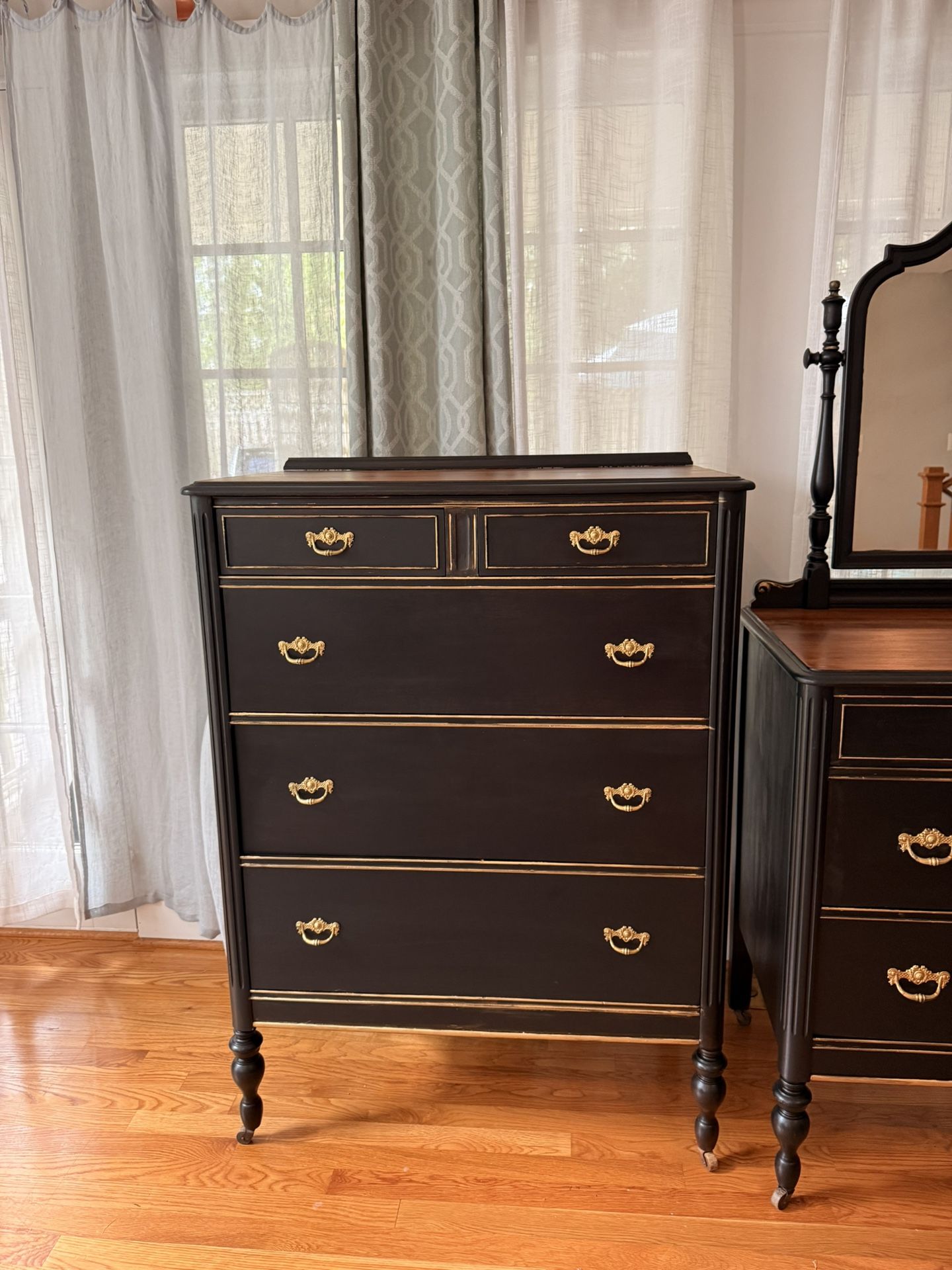 Tall boy solid wood dovetails drawers