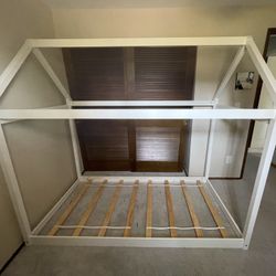 Costway Twin House Bed Wood Frame w/ Roof for Kids Toddler No Box Spring White