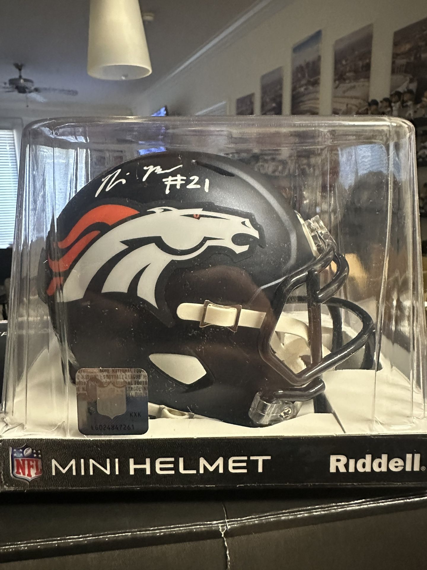 Riley Moss Signed Denver Broncos Riddell Speed Mini Helmet Beckett