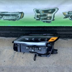 2025-2026 Nissan Kicks Headlight Oem 