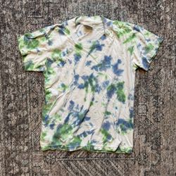 Vintage 80s/90s Class Club T-Shirt Blue Green Tie Dye Shirt Youth Size 14-16 USA