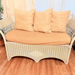Wicker Storage Settee/ Sofa And Side Table