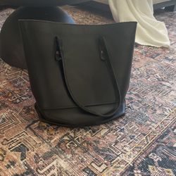 Boutonne Black Leather Tote Bag 