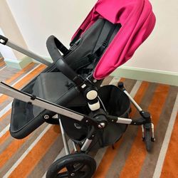 Stroller Good Conditions With Basinet 