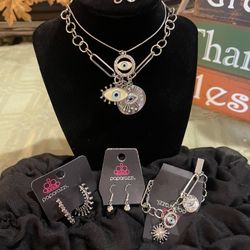 Set Of Necklaces,ring, Earrings!!!