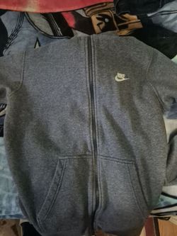 nike sweater