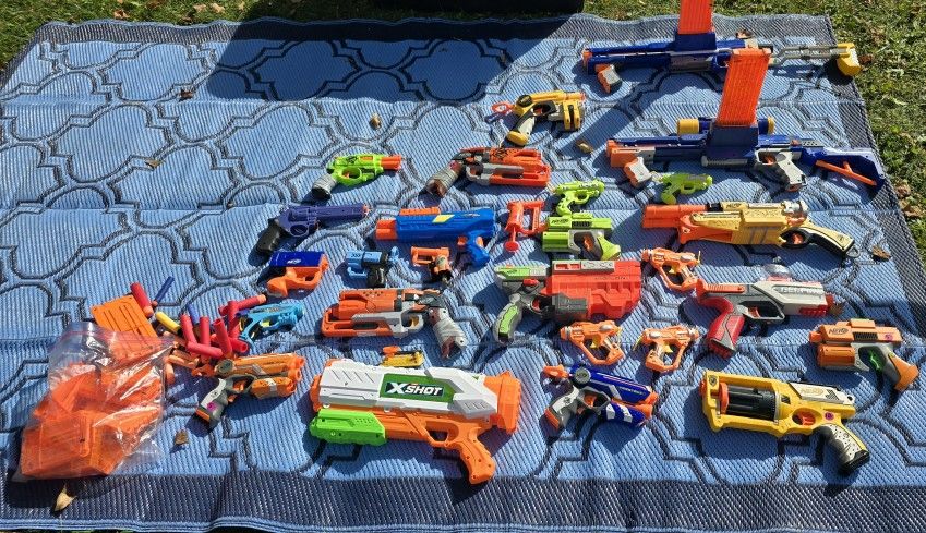lot of nerf guns
