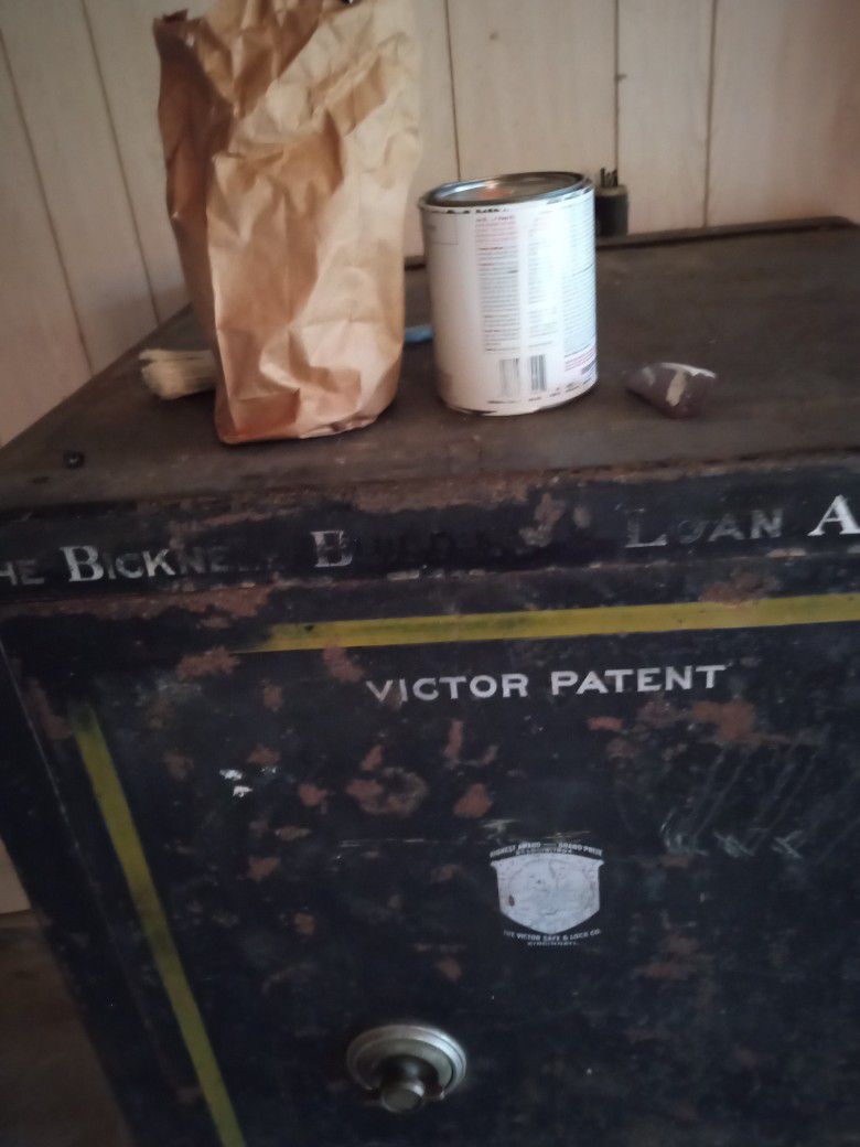 Victor Antique Safe From Bicknell Bank