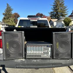 Europower PMP 2000 w/ speakers 