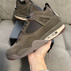 Jordan 4 A Ma Maniere Dark Mocha 