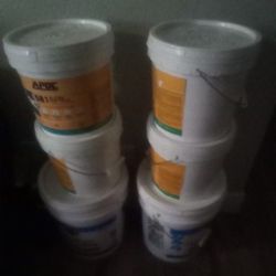 Mastic/ Roof Patch 