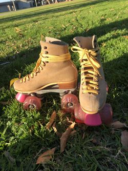 Sale Or Trade Riedell Tan Suede Sz 5 W/brand new Gravity Wheels