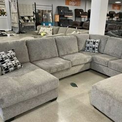 U Shaped Sectional Financing Available By ASHLEY Same Day Delivery 
