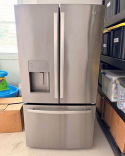 GE ENERGY STAR 25.7 Cu. Ft. Fingerprint Resistant French-Door