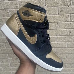Jordan 1 High Gold Size 10