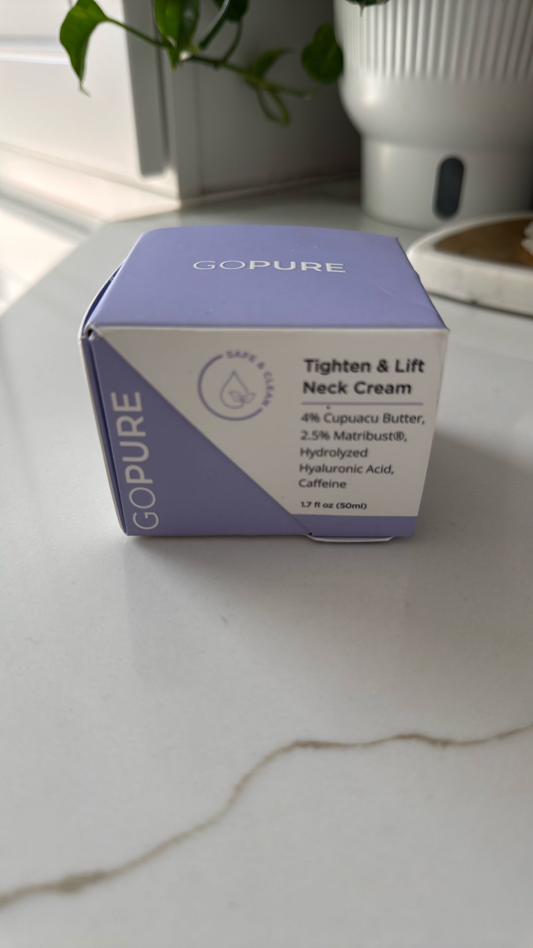 Go Pure Tighten & Lift Neck Cream. NEW ! Retails on Amazon for $39 !