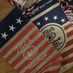 (3) TITOS COLLECTIBLE BURLAP BOTTLE SLEEVES — American Flag  Themes - NEW W/TAGS