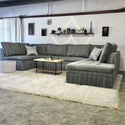 Sectional Couch 