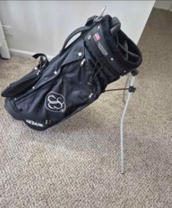 Golf bag (Excellent Condition)